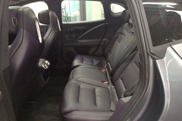 Avatr 07 2024 car image #17