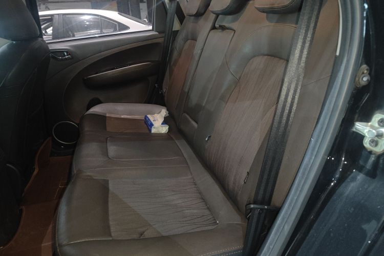 Forthing JOYEAR X3 2018 #17 Forthing JOYEAR X3 2018 immagine di auto #17