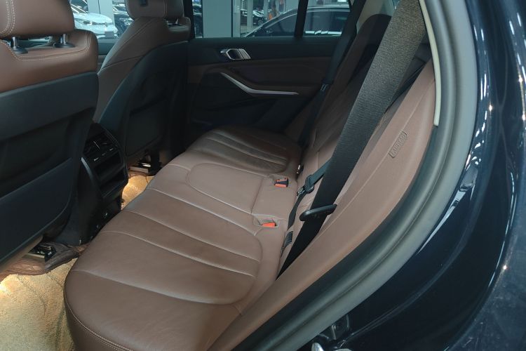 BMW X5 (Imported) 2021 #17 BMW X5 (Imported) 2021 car image #17