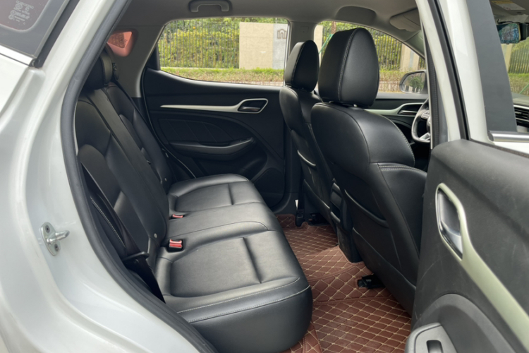 MG ZS 2018 car image #17