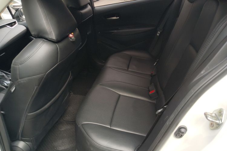 丰田 卡罗拉锐放 2020 汽车图片 #17