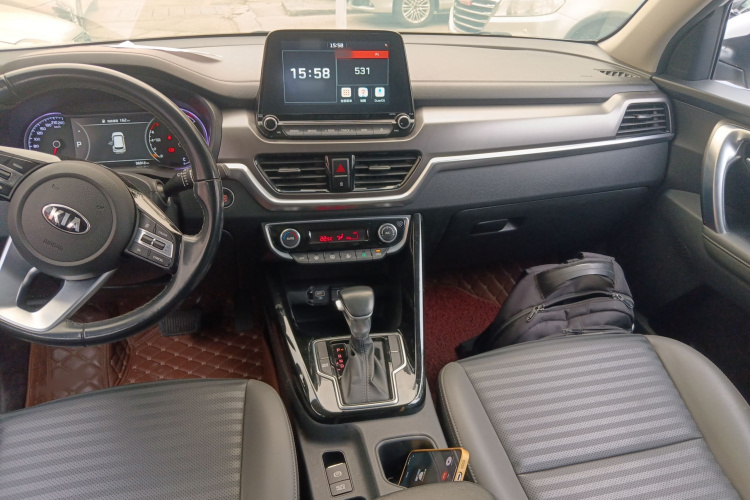 起亚 智跑 2018 汽车图片 #17