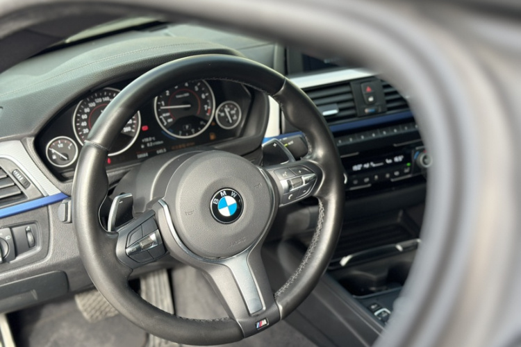 BMW 4 Series 2017 car image #17