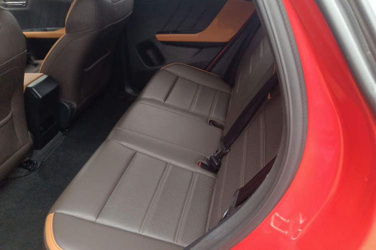 BYD e2 2021 #17 BYD e2 2021 صورة سيارة #17