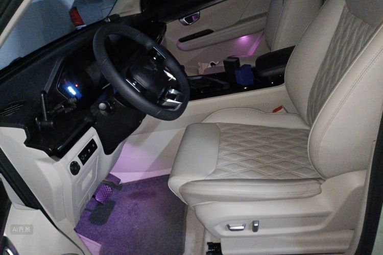 Wuling Asta 2022 car image #17