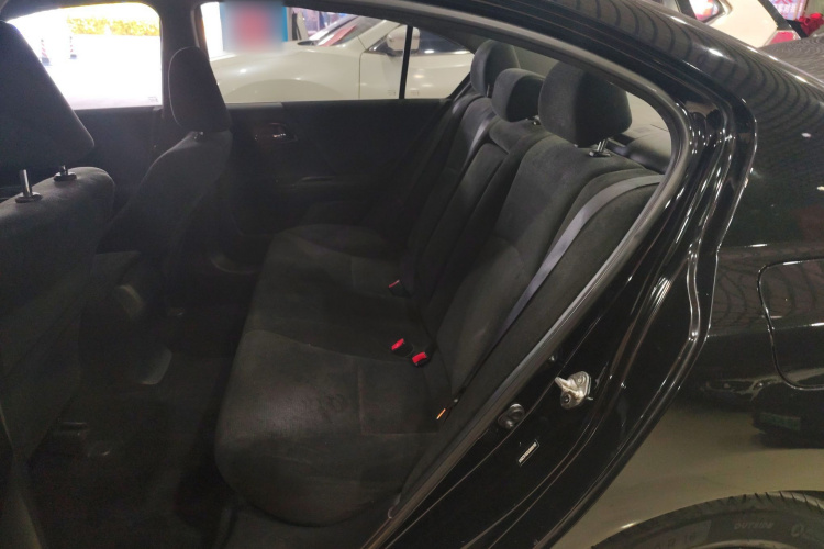 Honda Accord 2018 image de voiture #17