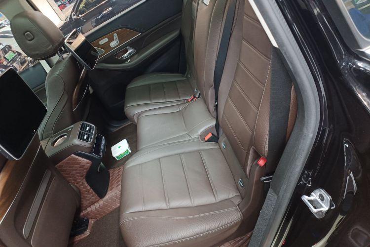 Mercedes-Benz GLS Class 2021 car image #17