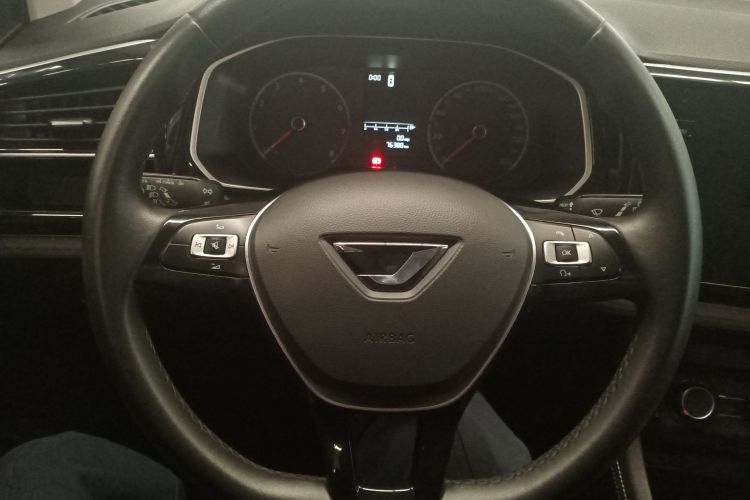VS5 2023 car image #17