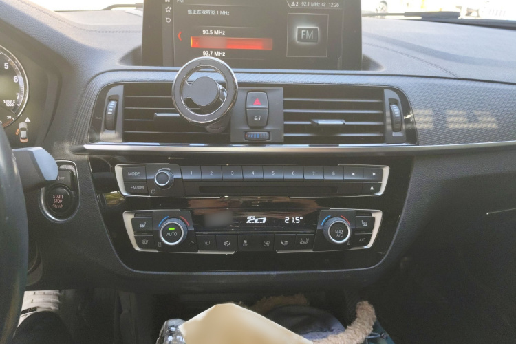 BMW M2 2018 car image #17