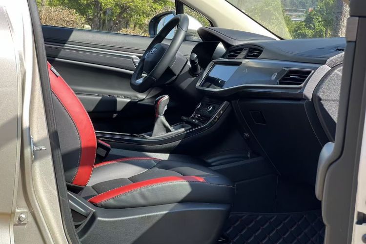 GEELY Emgrand GS 2021 #17 GEELY Emgrand GS 2021 immagine di auto #17