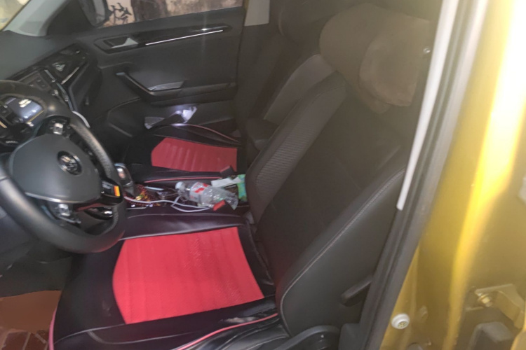 T-Roc 2019 image de voiture #17