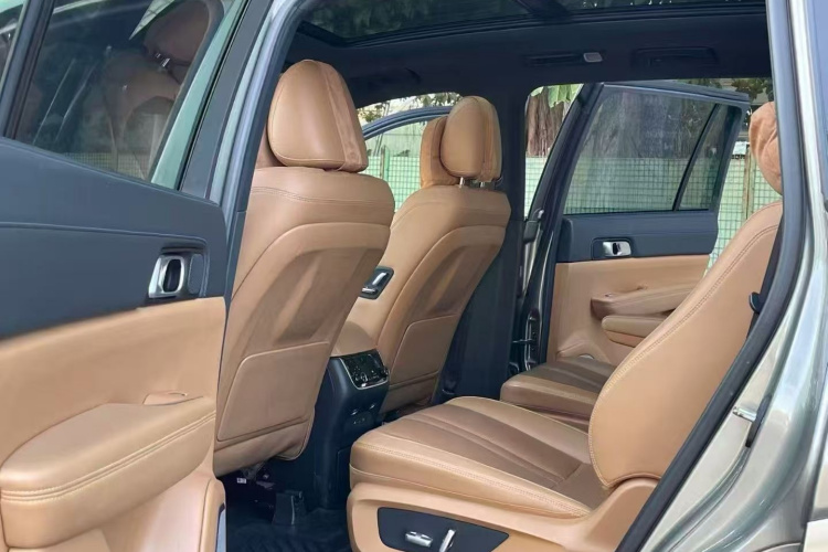 Li One 2020 imagem de carro #17