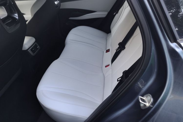 BYD Seal 06 New Energy 2025 #17 BYD Seal 06 New Energy 2025 car image #17