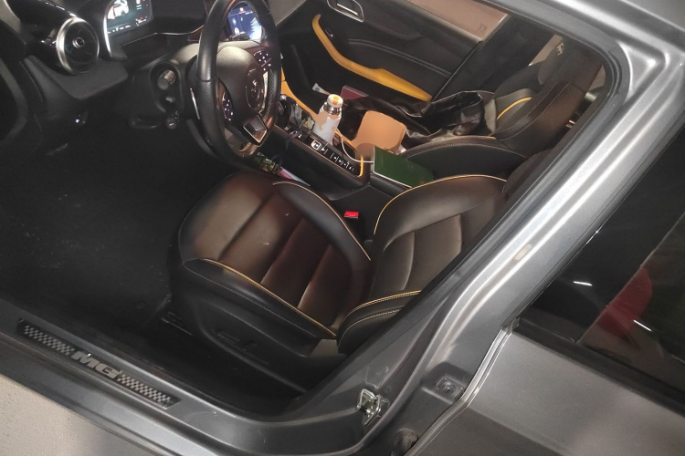 MG 6 New Energy 2022 immagine di auto #17