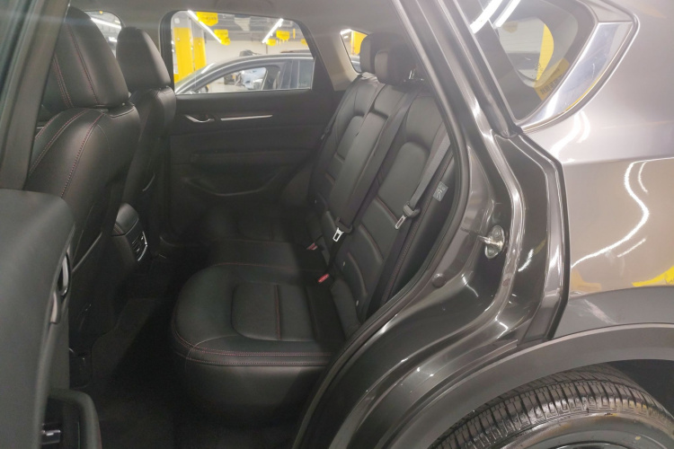 Mazda CX-5 2021 car image #17
