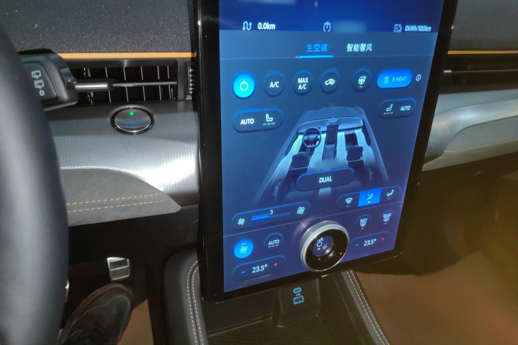 Ford Mustang Mach-E 2023 #17 Ford Mustang Mach-E 2023 immagine di auto #17