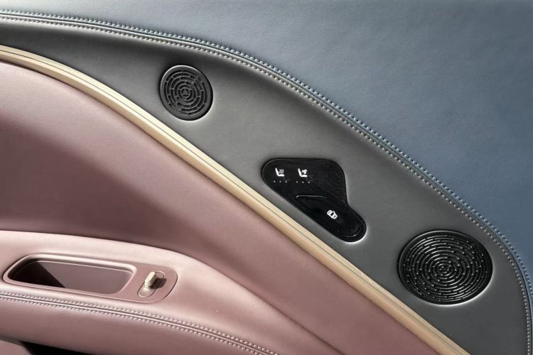 阿维塔 阿维塔11 2024 汽车图片 #17