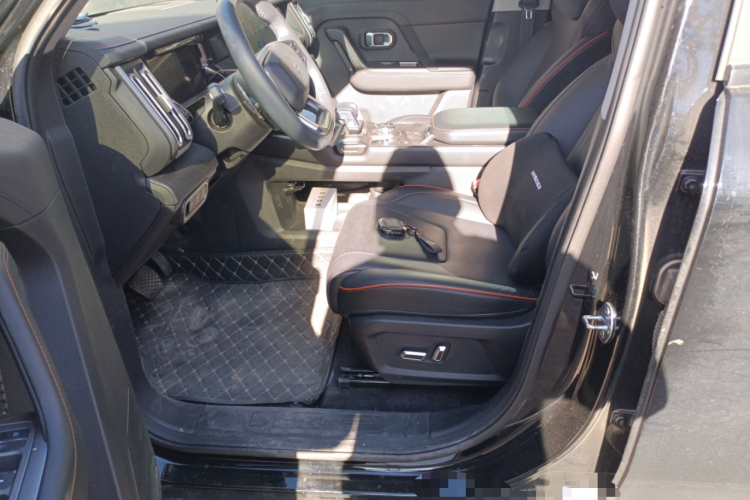 Jetour Freeman 2025 car image #17