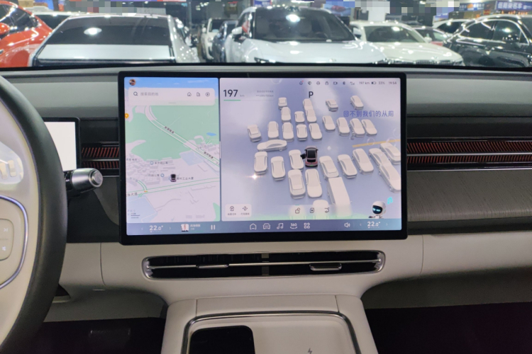 Xpeng G6 2025 صورة سيارة #17