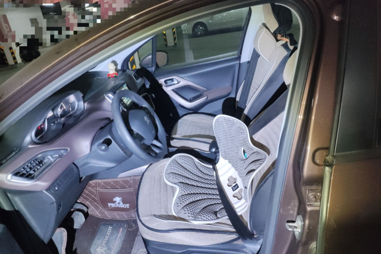 标致 标致2008 2015 汽车图片 #17