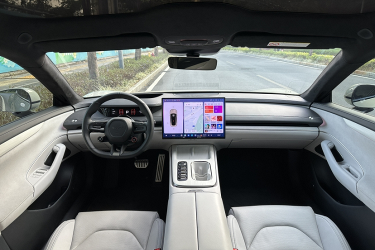 MI SU7 2025 car image #17