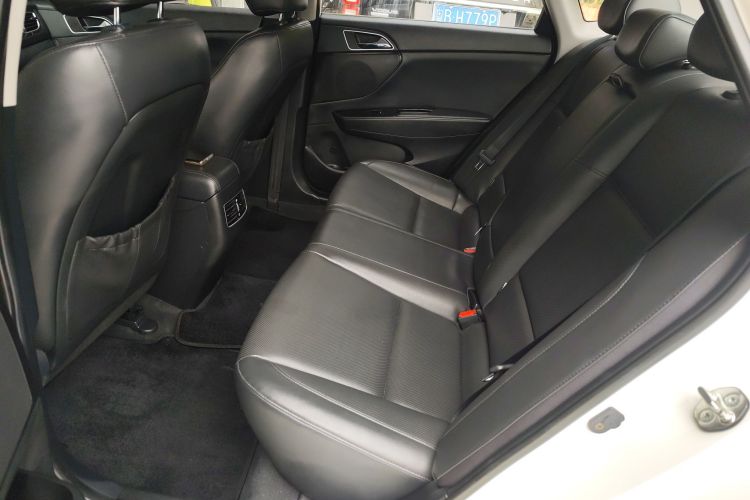 Hyundai Mistra 2016 #17 Hyundai Mistra 2016 car image #17