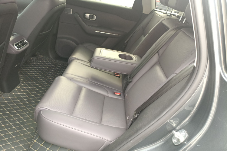 零跑汽车 零跑C10 2024 汽车图片 #17