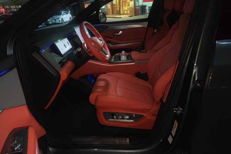 BYD Tang L 2025 car image #17