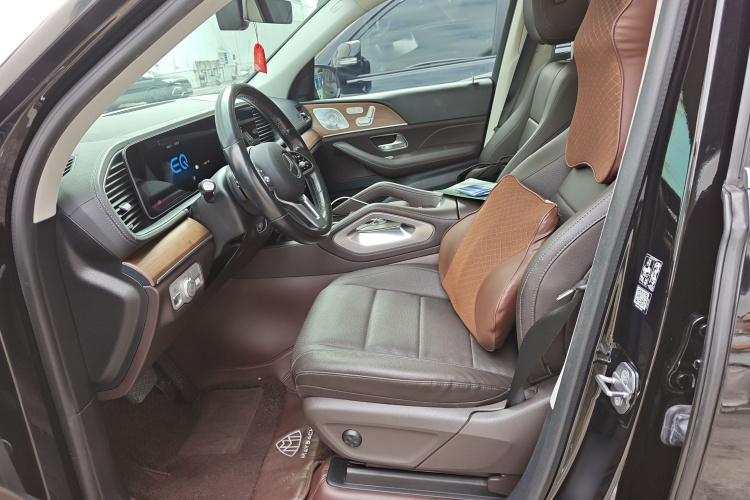 Mercedes-Benz GLE Class New Energy 2021 car image #17