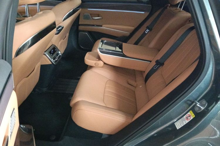 BYD HanL 2025 car image #17
