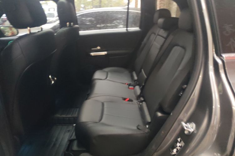 Mercedes-Benz EQB Class 2024 #17 Mercedes-Benz EQB Class 2024 immagine di auto #17