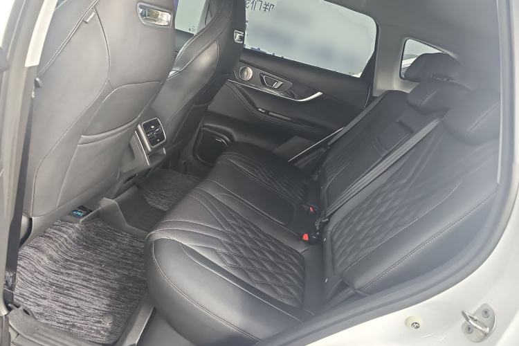 Chery Tiggo 7 Plus 2023 car image #17