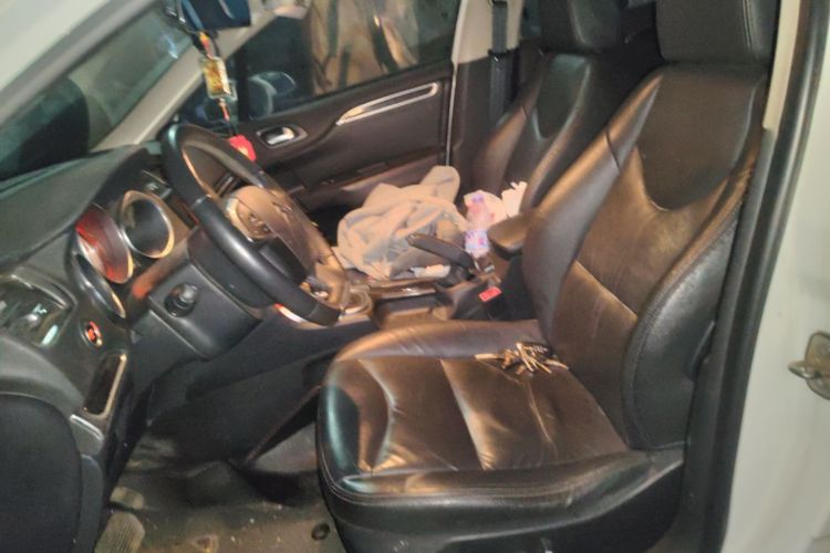 雪铁龙 雪铁龙C4L 2014 汽车图片 #17