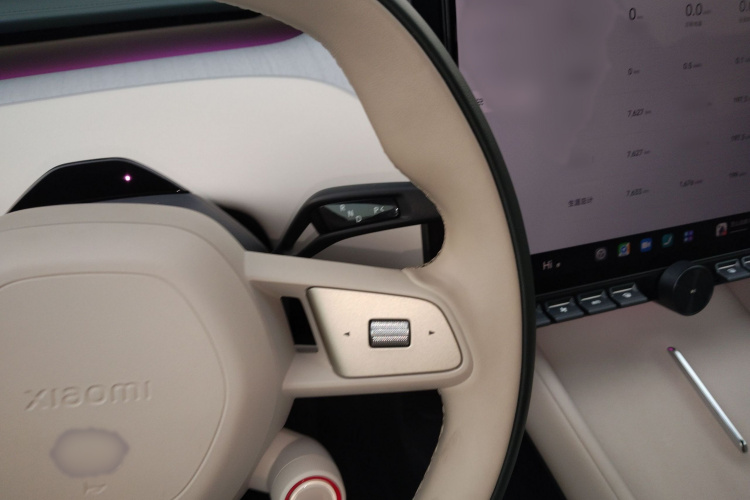 MI YU7 2025 #17 MI YU7 2025 car image #17