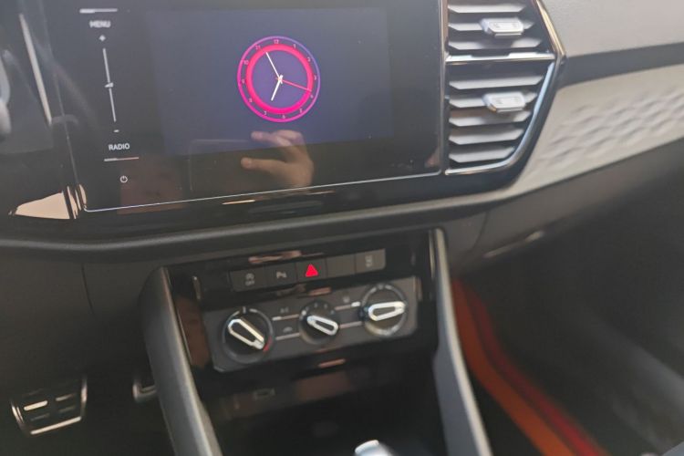 VS5 2019 #17 VS5 2019 car image #17