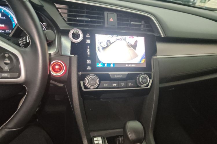 Honda Civic 2018 car image #17