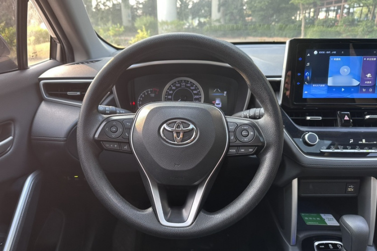 Toyota Frontlander 2022 #17 Toyota Frontlander 2022 immagine di auto #17