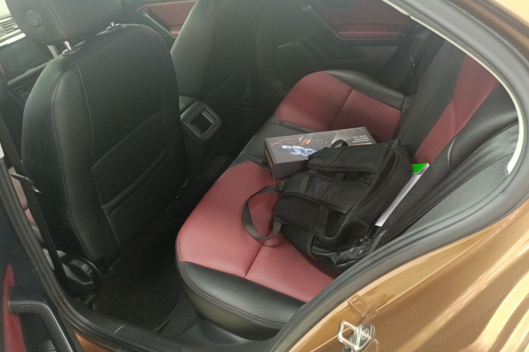 Volkswagen Lamando 2016 immagine di auto #17