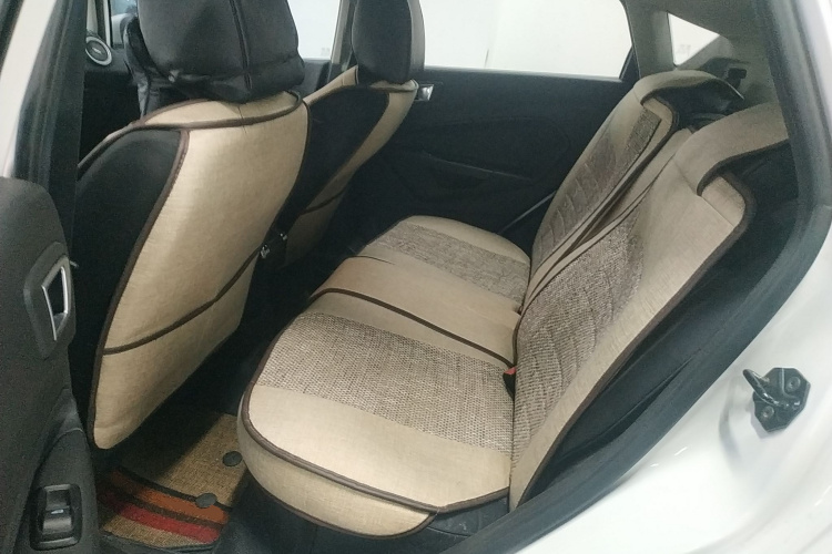 Ford Fiesta 2016 car image #17