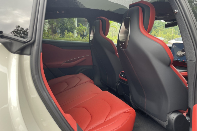 小米汽车 小米SU7 2025 #17 小米汽车 小米SU7 2025 汽车图片 #17