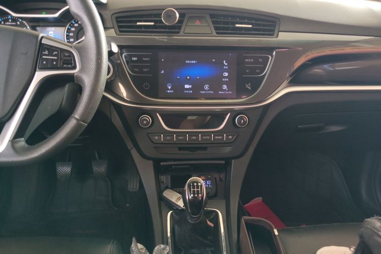 帝豪 2017 汽车图片 #17