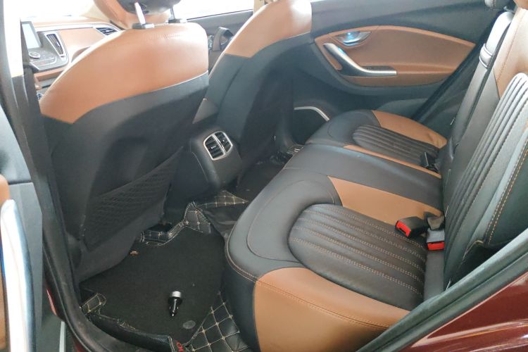 Soueast DX7 2016 car image #17