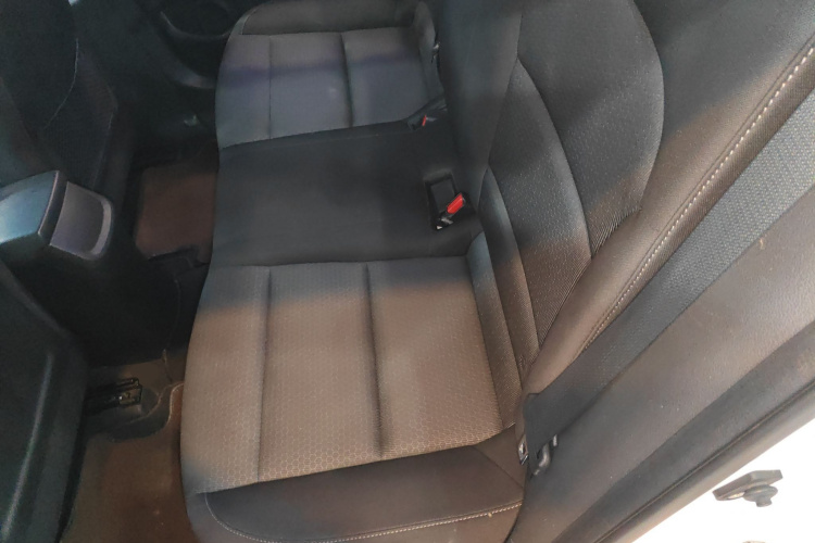 Hyundai Elantra AD 2019 car image #17