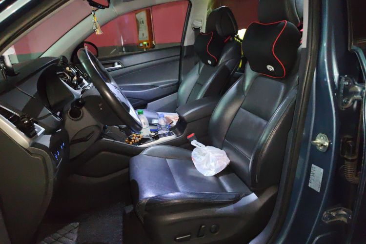 现代 途胜 2015 汽车图片 #17