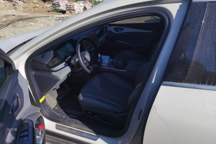 BYD Seal 07 DM-i 2024 car image #17