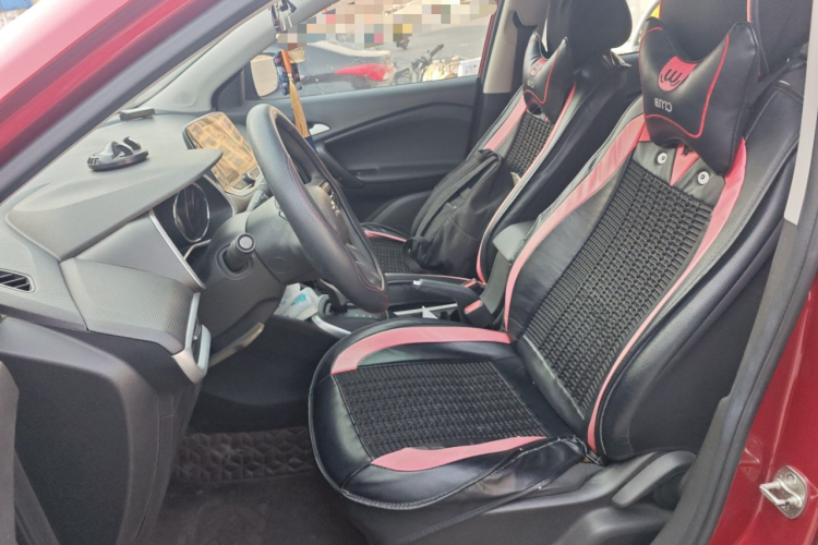 Chevrolet Tracker 2020 #17 Chevrolet Tracker 2020 car image #17