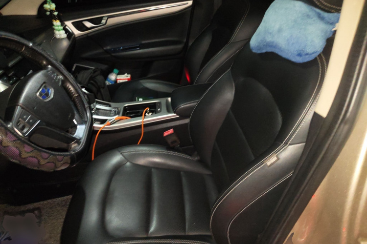 Emgrand GL 2017 car image #17