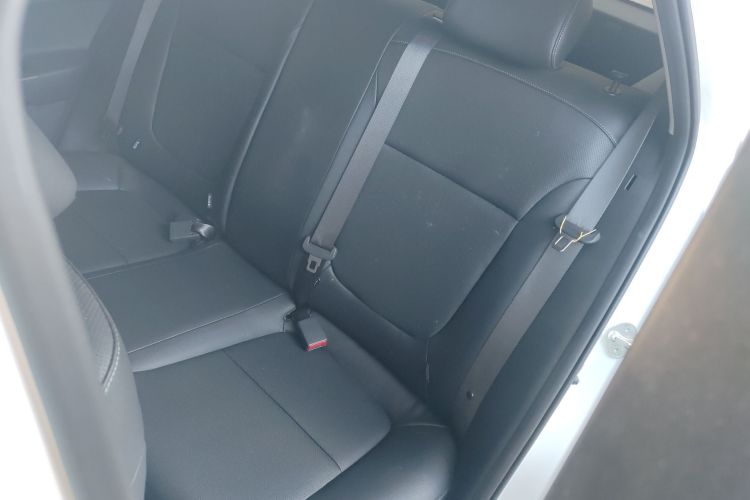 起亚 奕跑 2025 汽车图片 #17