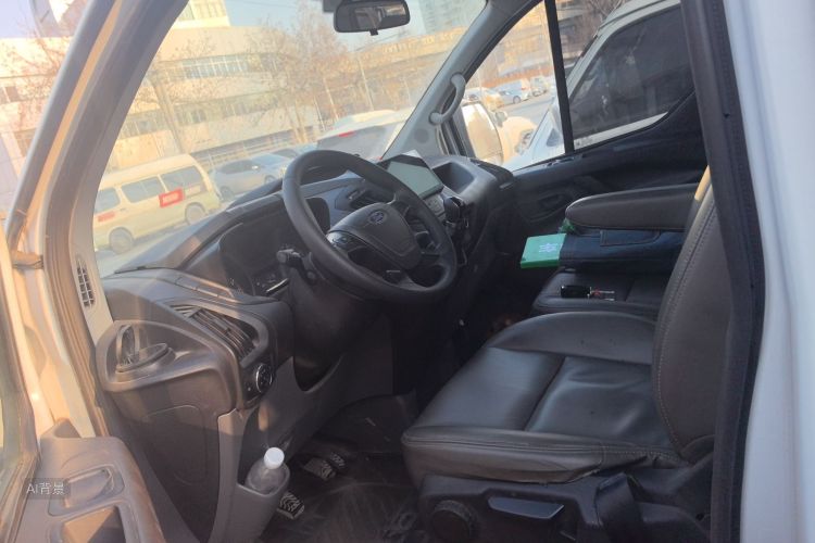 Ford Transit 2020 car image #17