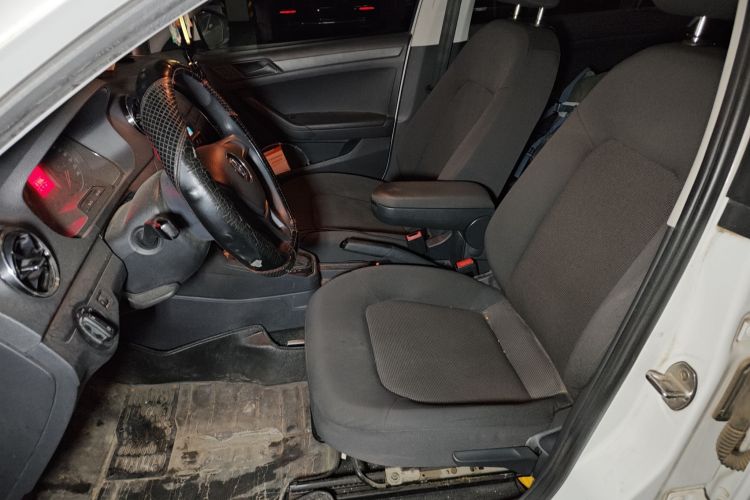 Jetta Jetta 2019 #17 Jetta Jetta 2019 car image #17